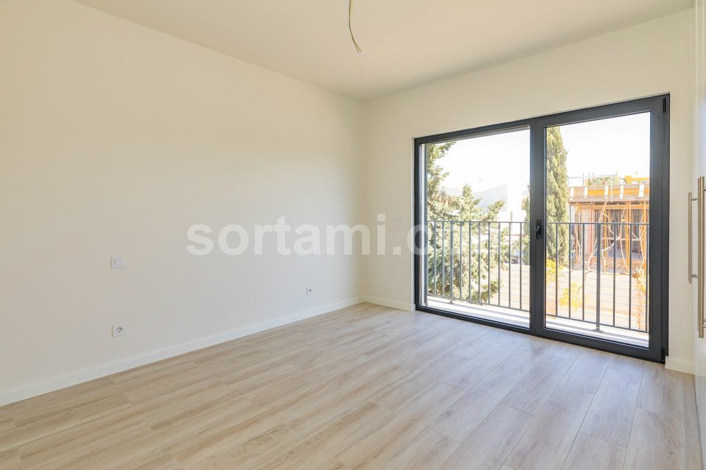 Property photo 3 of 29