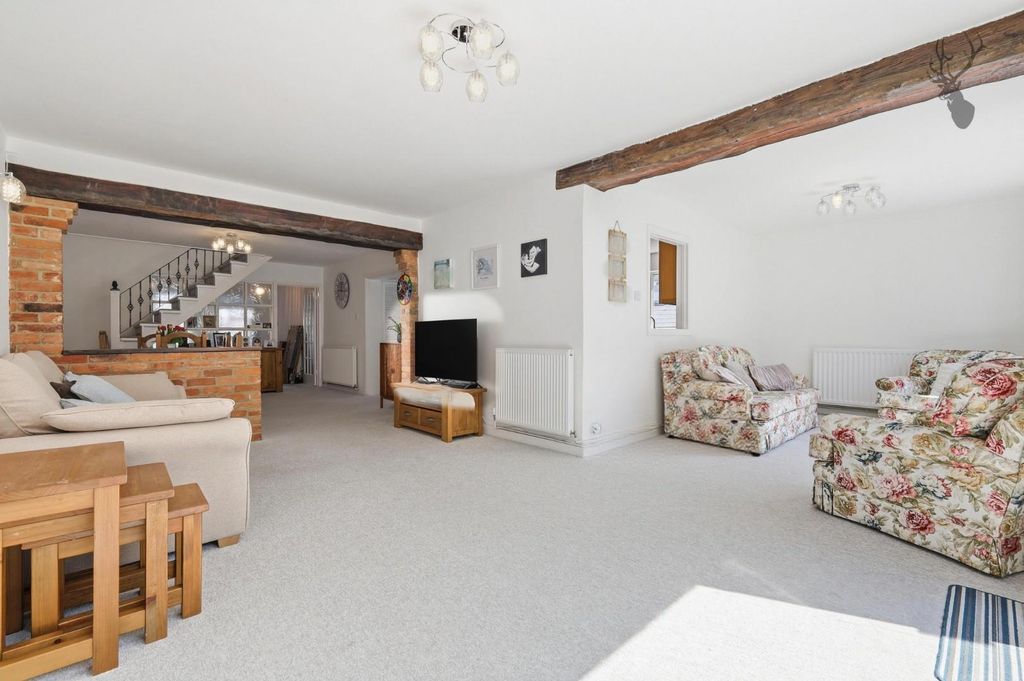Property photo 2 of 30