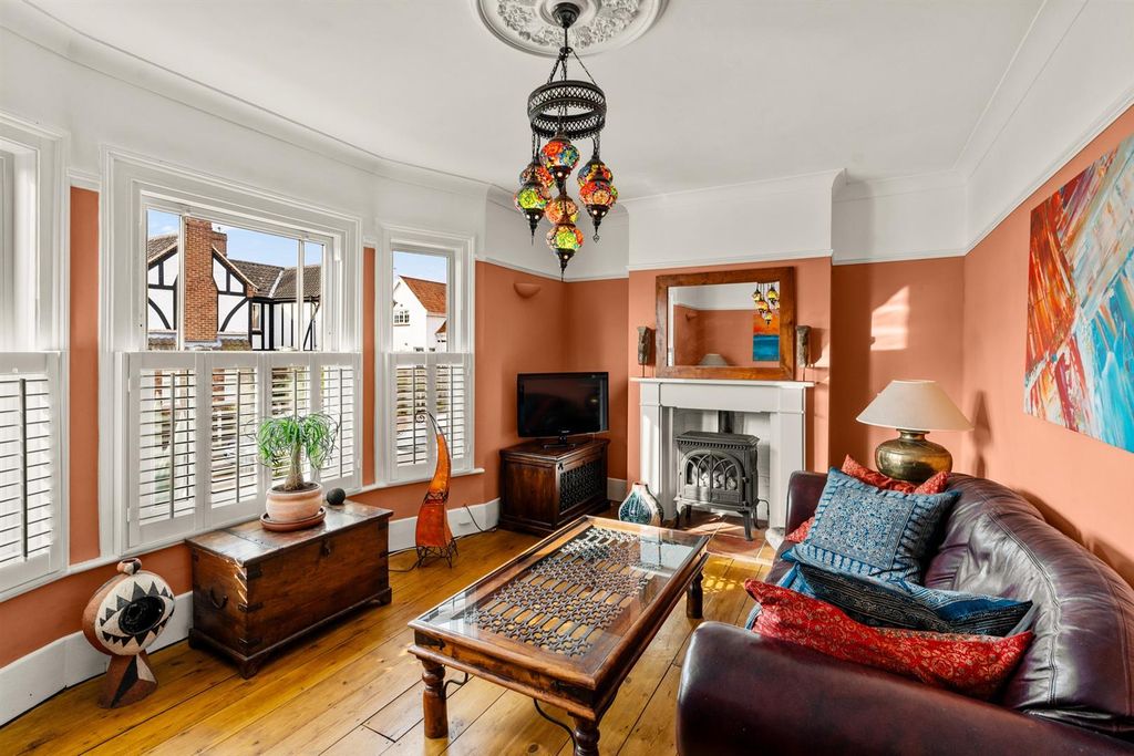 Property photo 3 of 28 Dbc0Ed76-1591-4E6F-8785-d57116Bb09Ae.Jpg