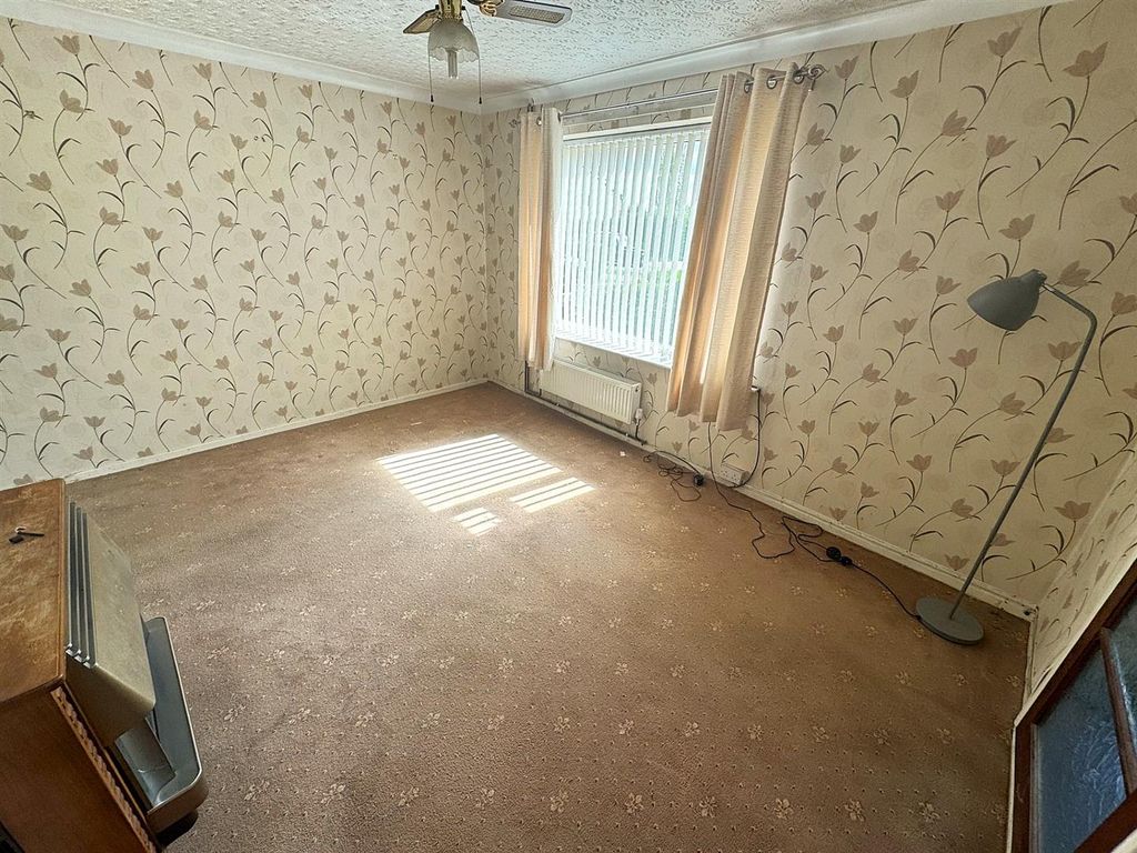Property photo 3 of 32 Thumbnail_Image4.Jpg
