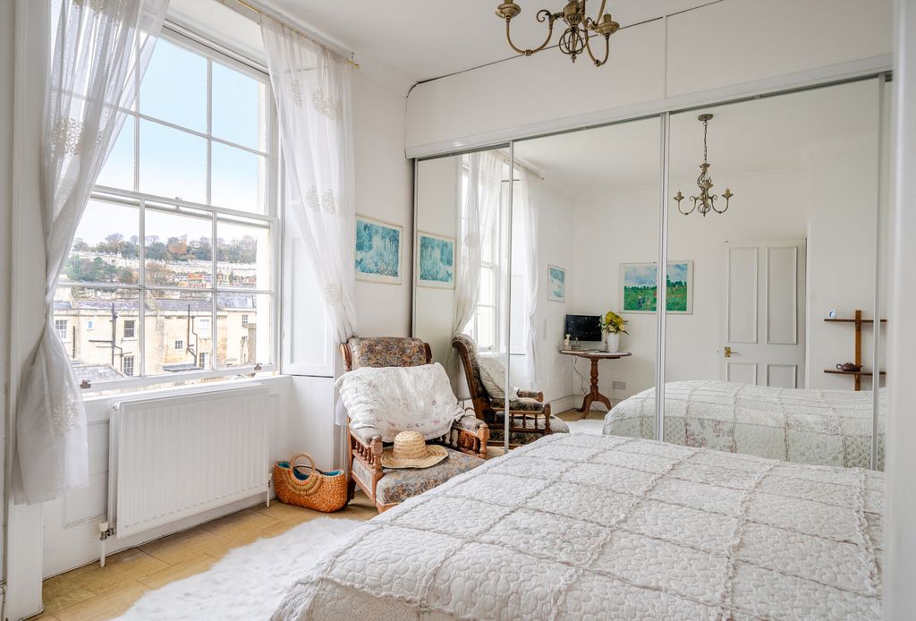 Property photo 3 of 17 Bedroom One