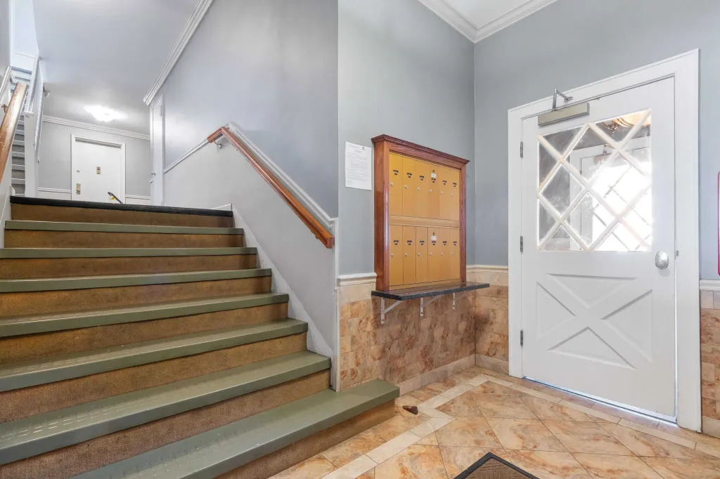 Property photo 3 of 18 <Alttext/>