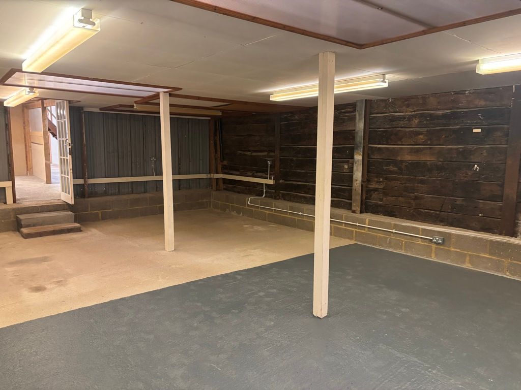 Property photo 3 of 5 Photo 3