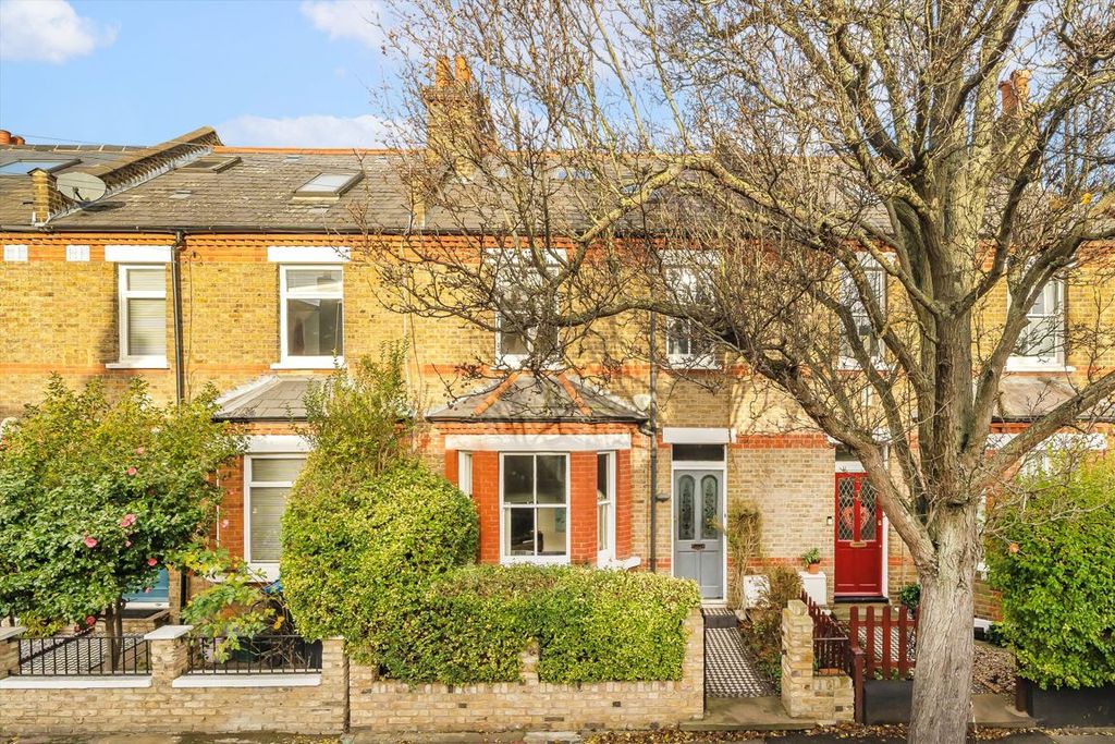 Property photo 1 of 7