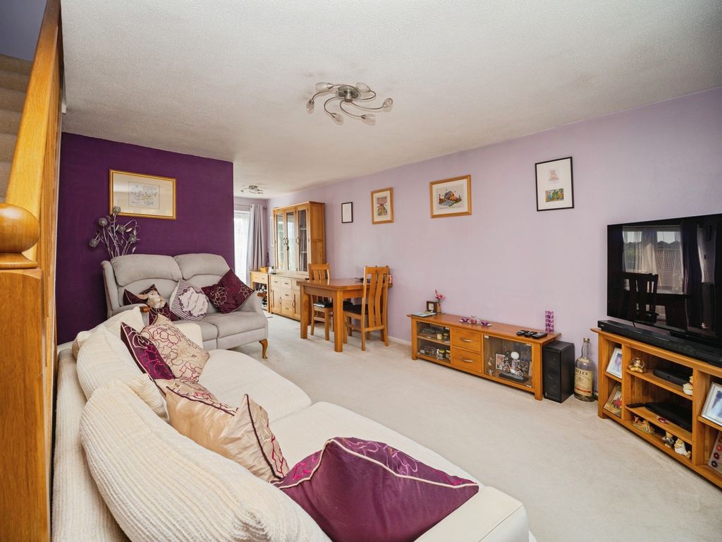 Property photo 2 of 20 Pbox-Img.Jpg