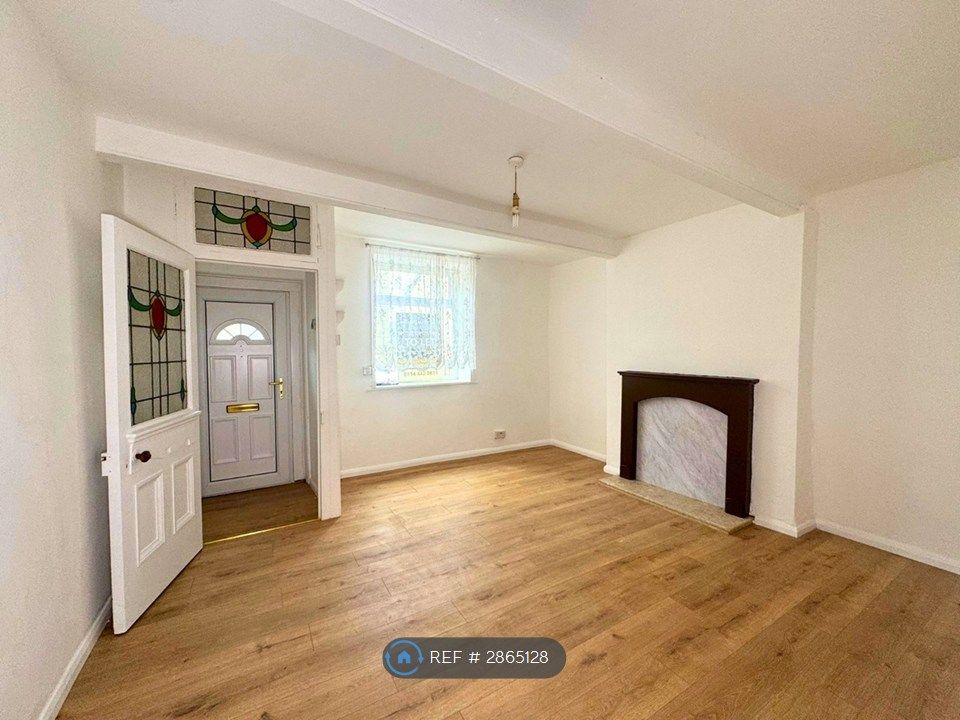 Property photo 3 of 24