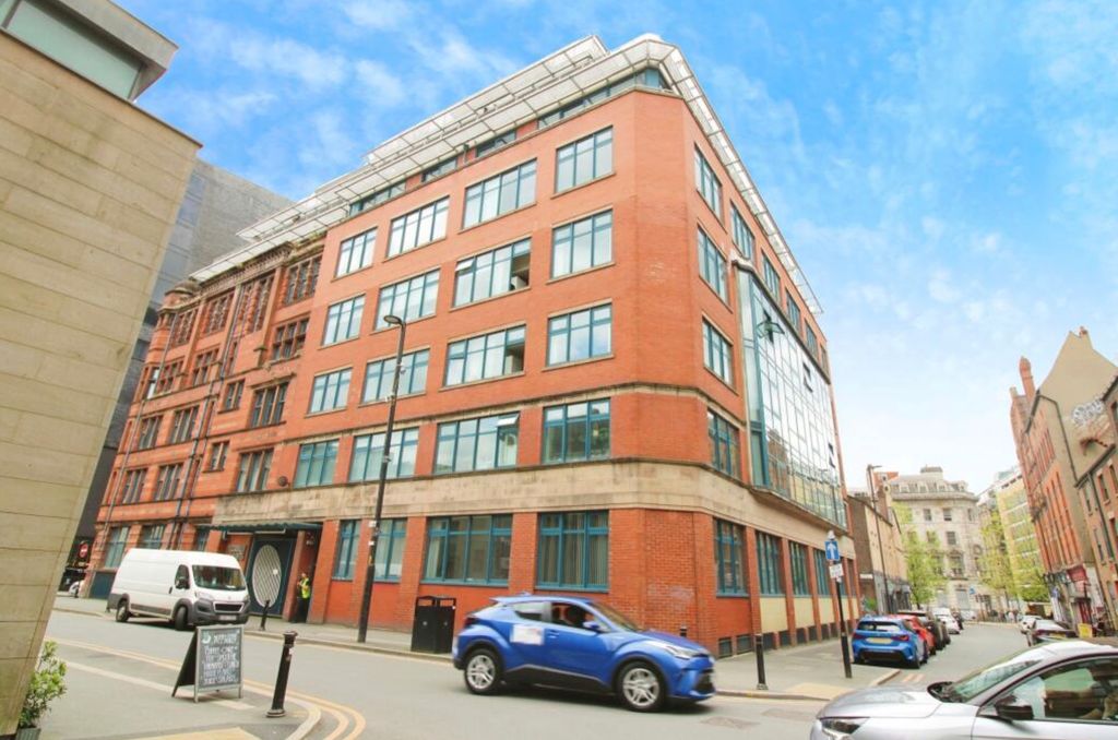 Property photo 1 of 9