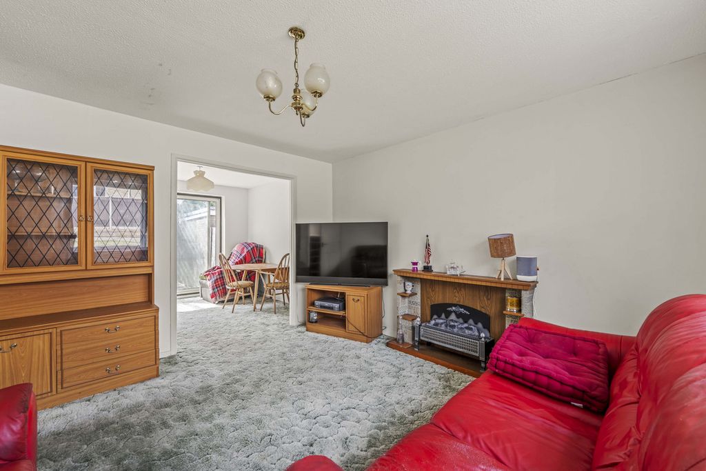 Property photo 3 of 30
