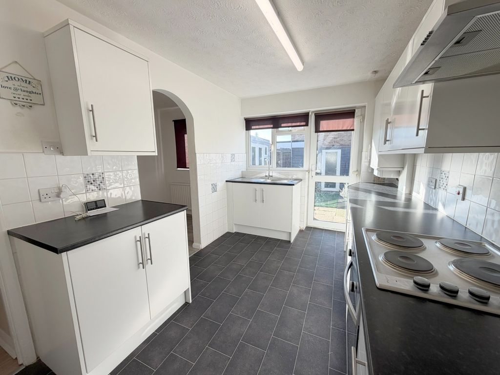 Property photo 3 of 9 5062532