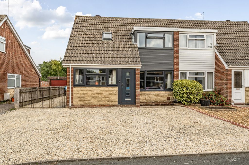 Property photo 1 of 20 1340800168A497c1609c6