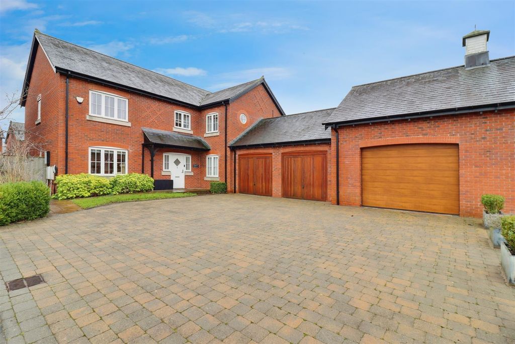 Property photo 1 of 39 7Ba99Ec4-Img_9930-Img_9932.Jpg