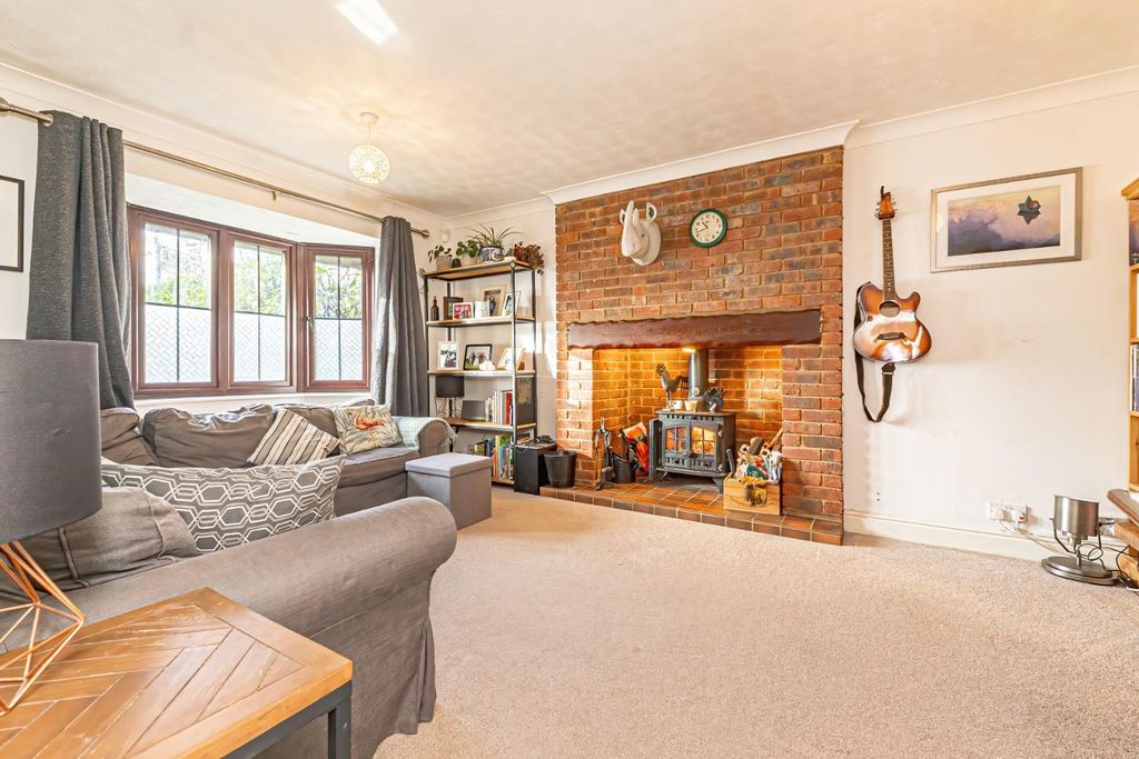 Property photo 3 of 17