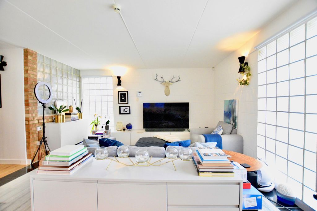 Property photo 3 of 22