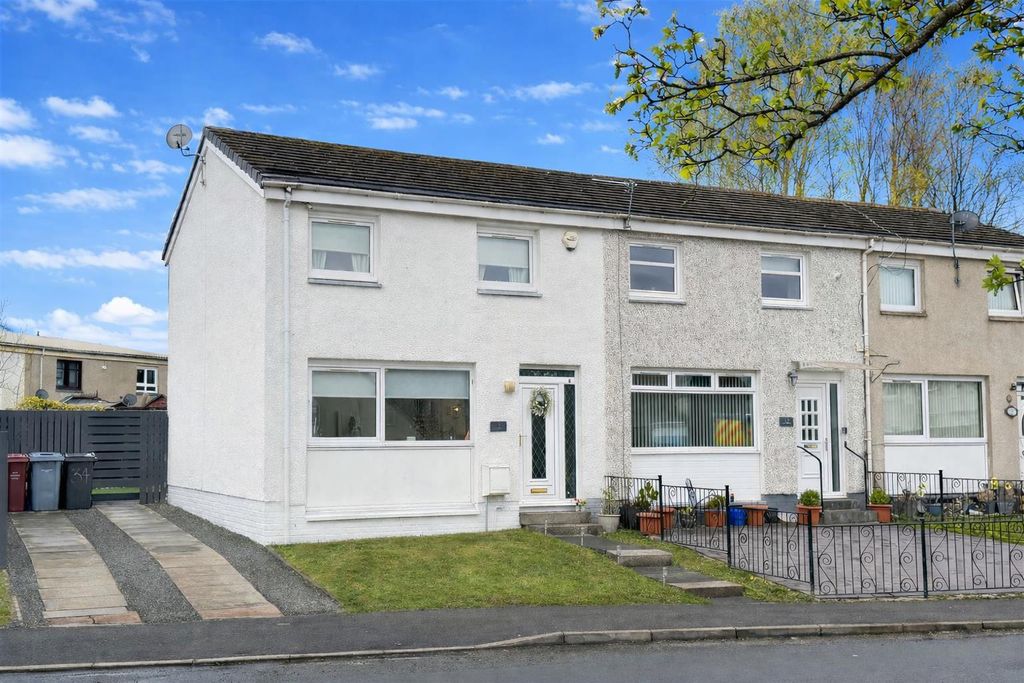 Property photo 1 of 13 Front External