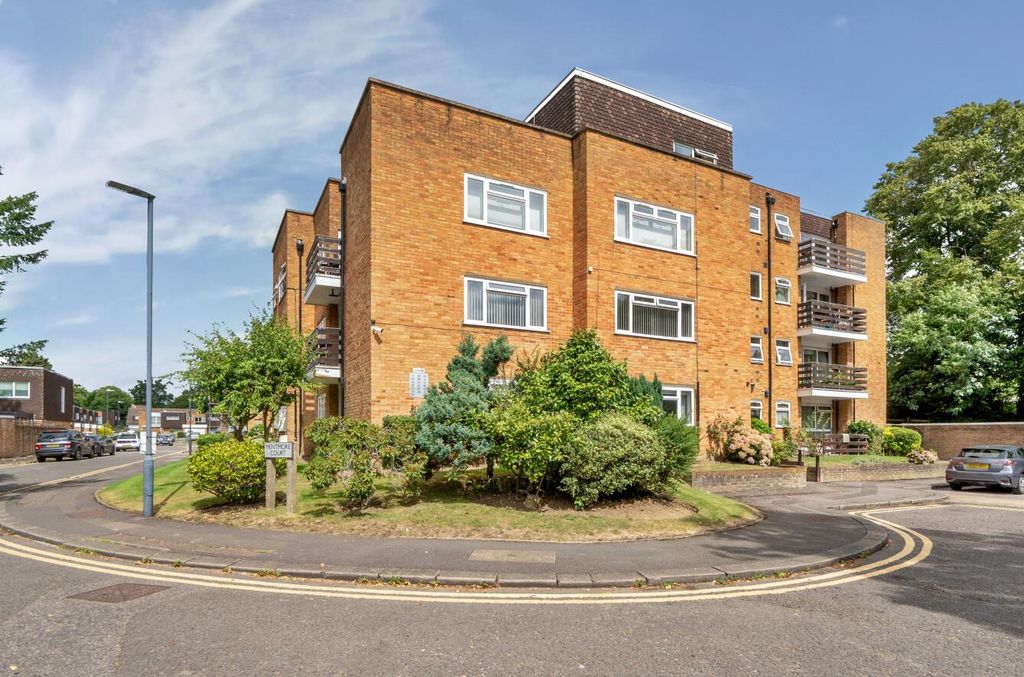 Property photo 1 of 16 66Bf16Afe313c-l-1175815 (10).Jpg