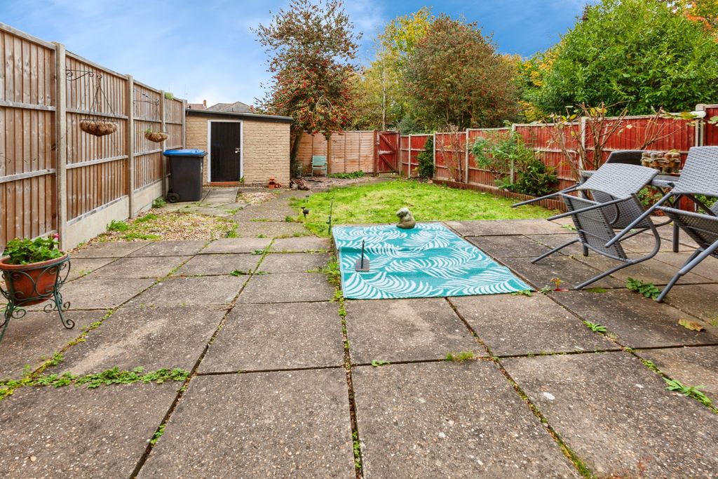 Property photo 3 of 19