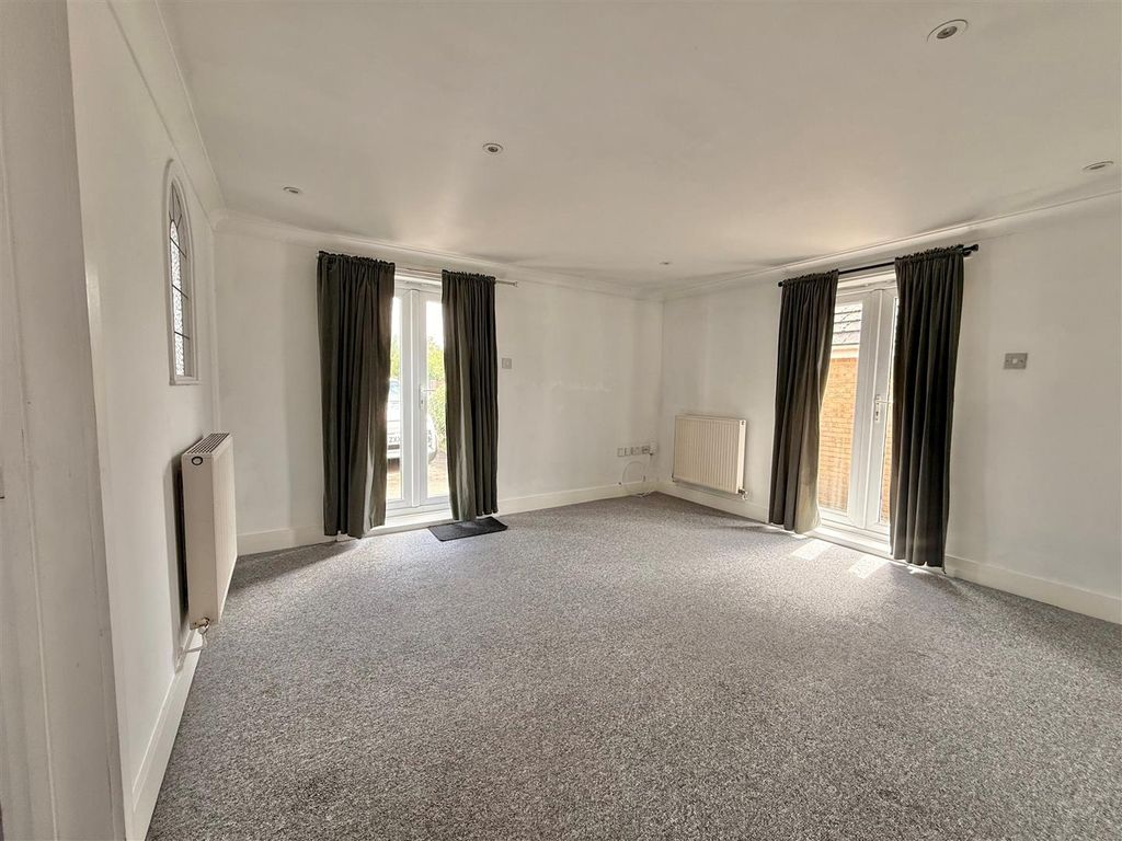 Property photo 3 of 10 Byewaters - Lounge.Jpg