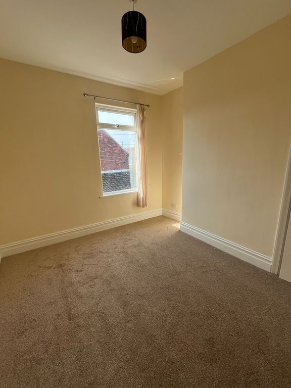 Property photo 2 of 5 Image