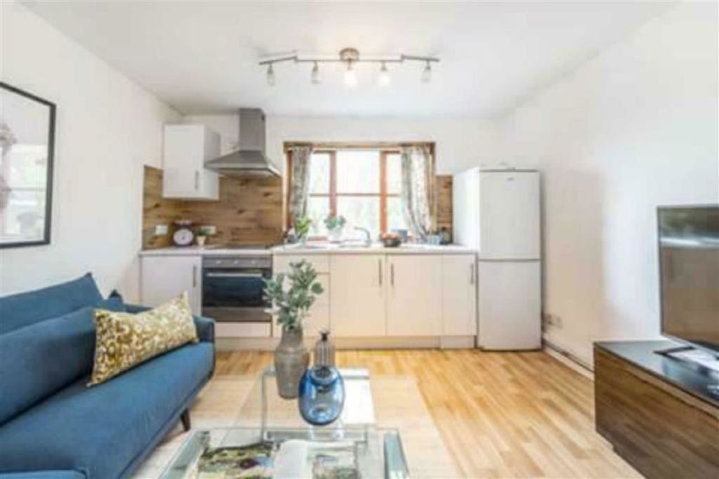 Property photo 1 of 5