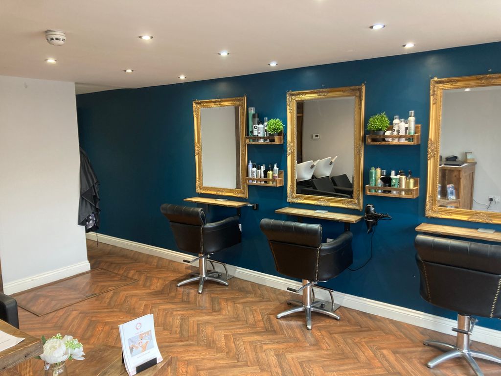 Property photo 2 of 8