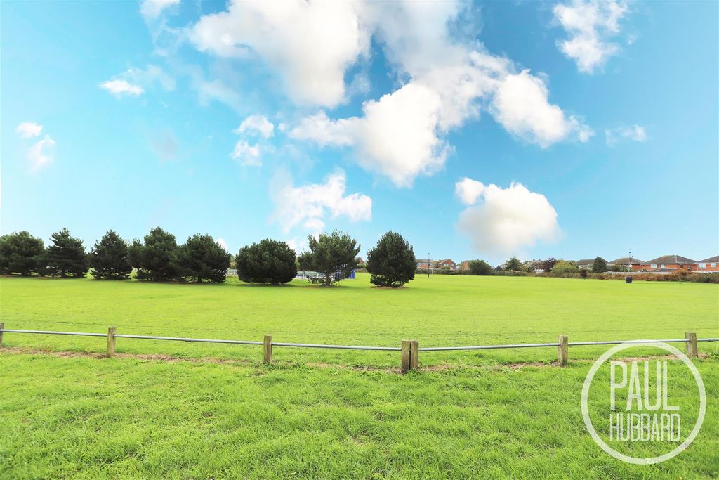 Property photo 2 of 12 Img_8278.Jpg