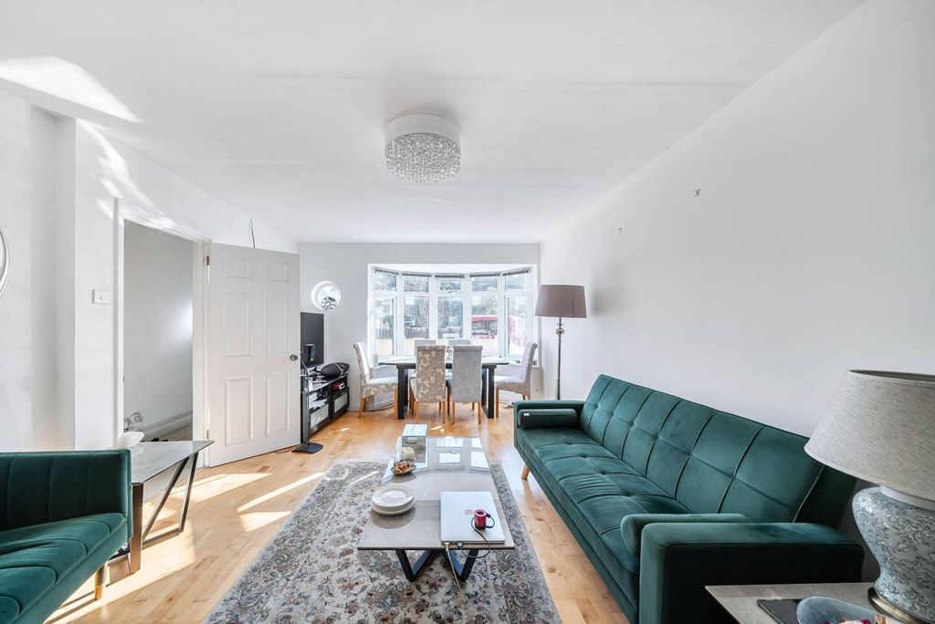 Property photo 2 of 15