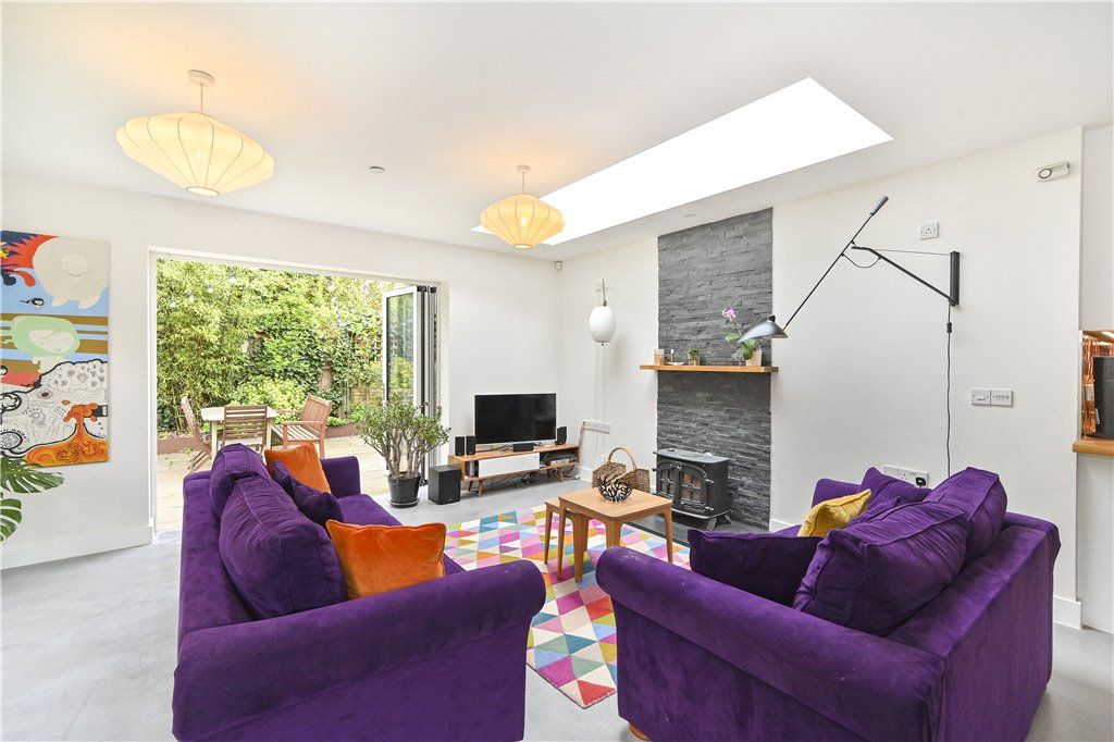 Property photo 2 of 39 Picture No. 02