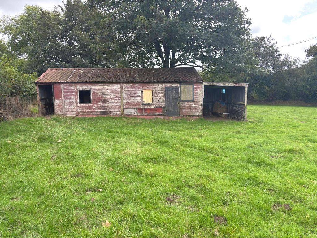 Property photo 3 of 24