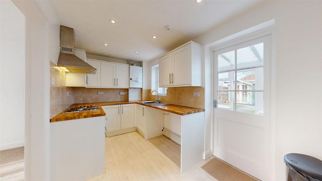 Property photo 2 of 10 19-Primrose-Close-01172026_143229.Jpg