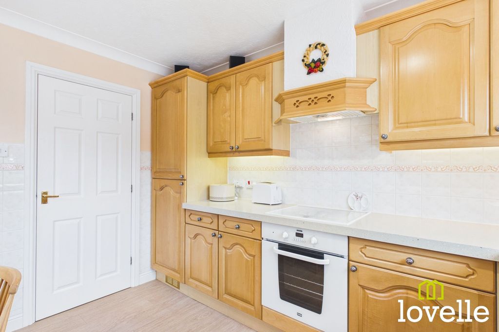 Property photo 3 of 26