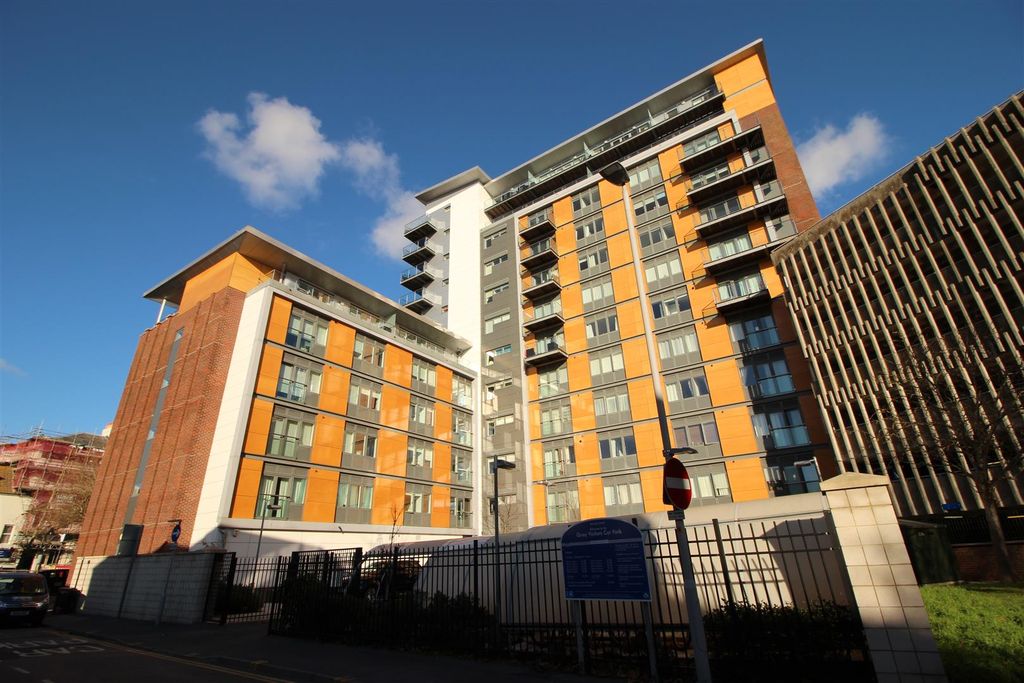 Property photo 1 of 20 Img_0529.Jpg