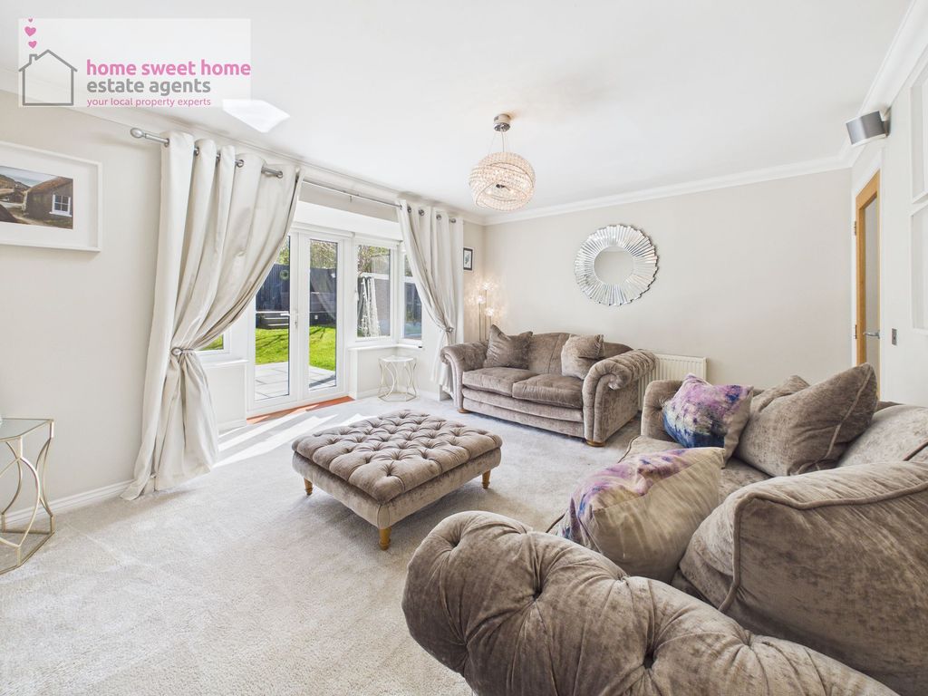 Property photo 2 of 43