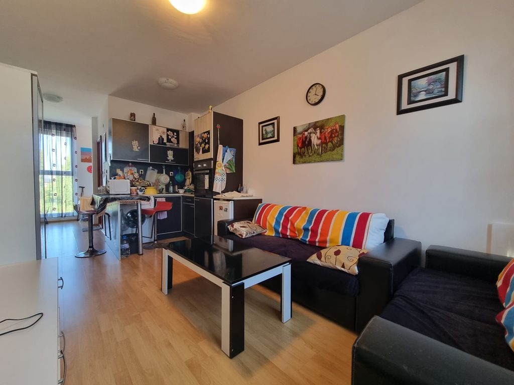 Property photo 1 of 22