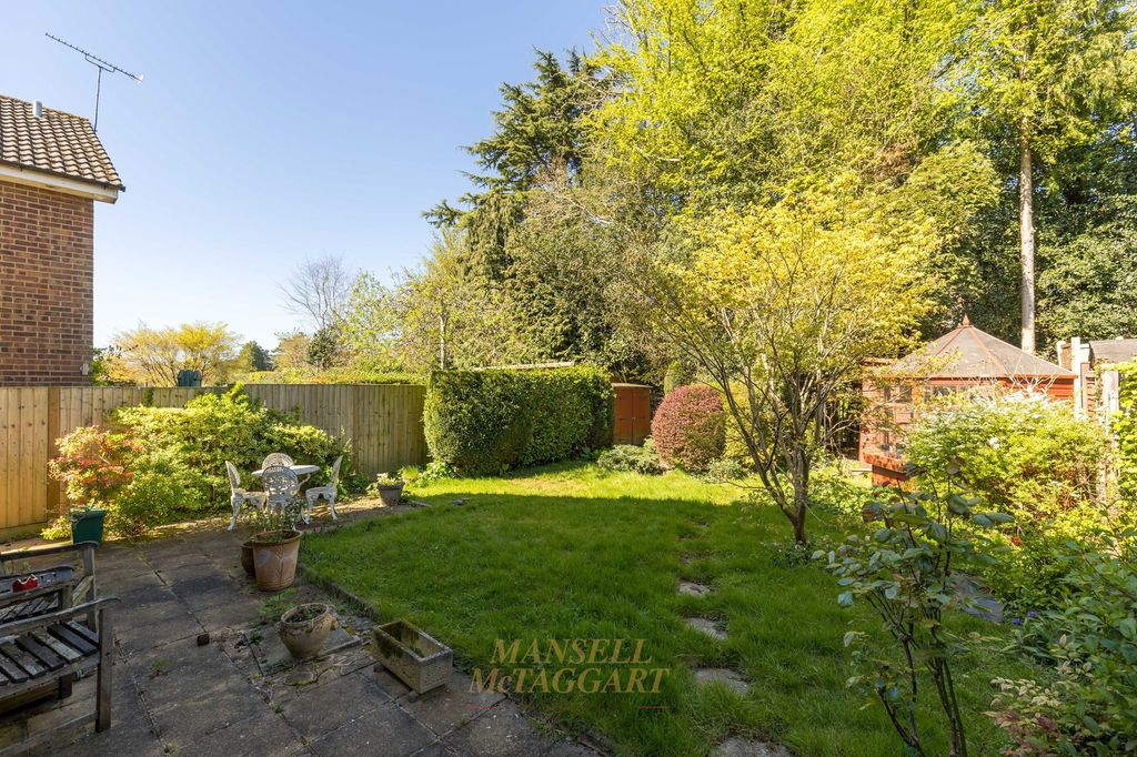 Property photo 2 of 19