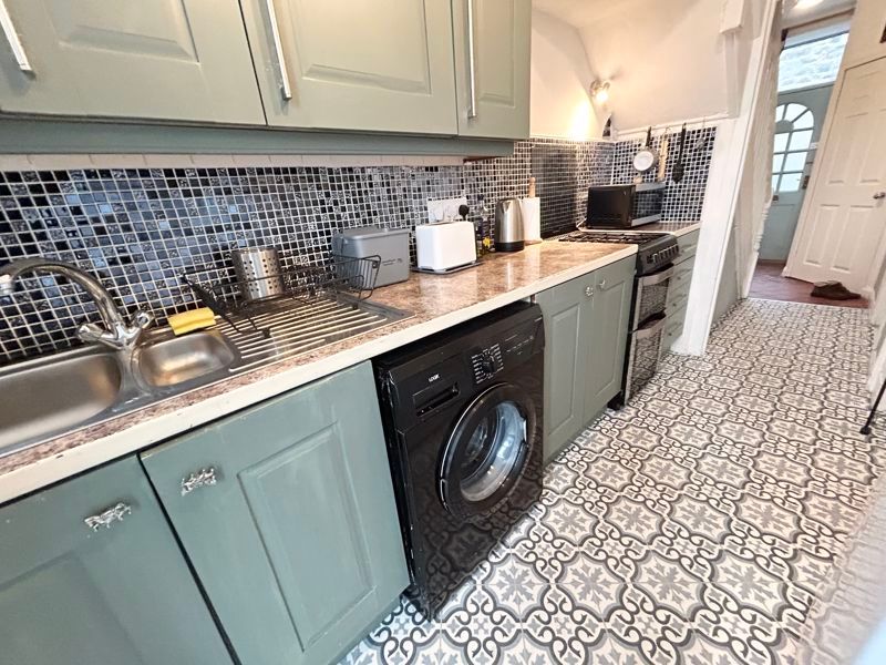 Property photo 2 of 21 Photo 4