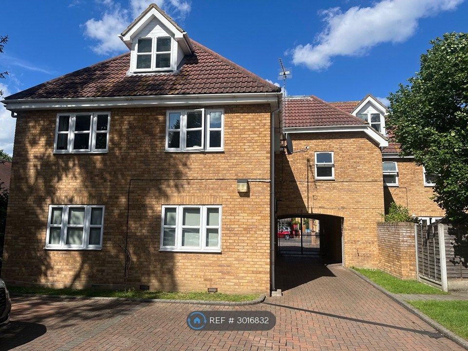 Property photo 2 of 18