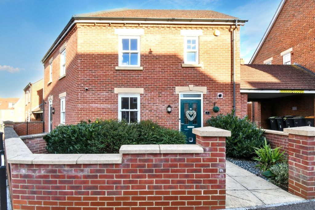 Property photo 1 of 13