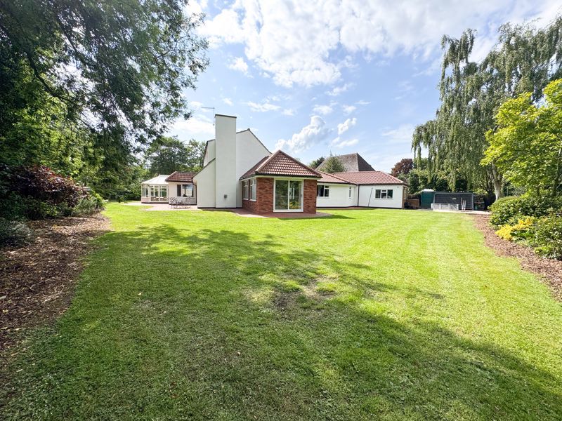 Property photo 3 of 33 Rear Garden