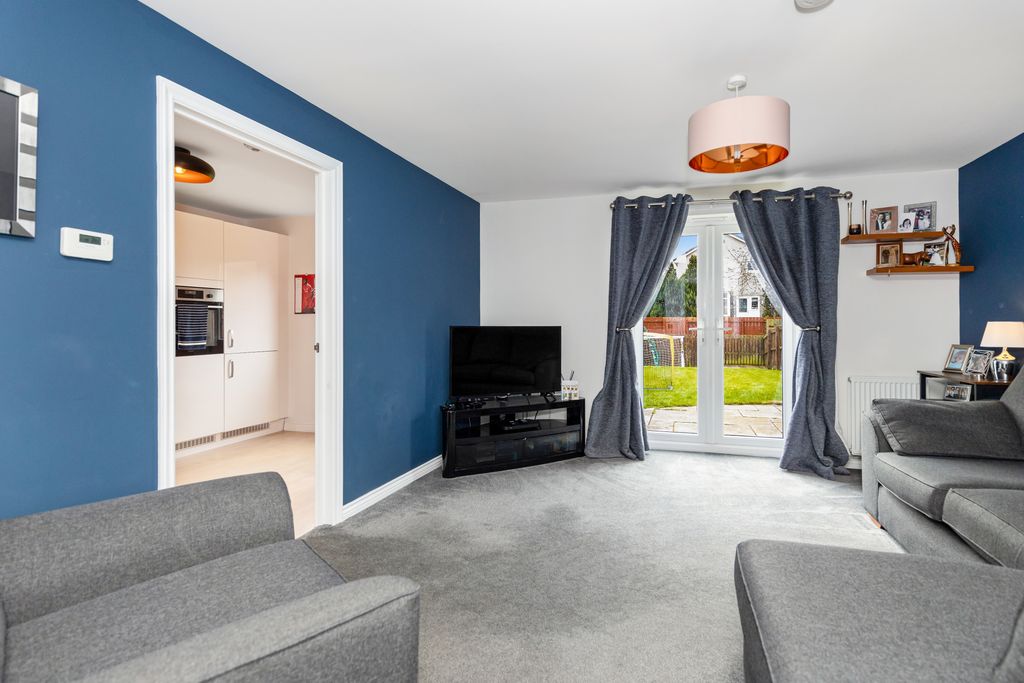 Property photo 3 of 20 Property Image 4