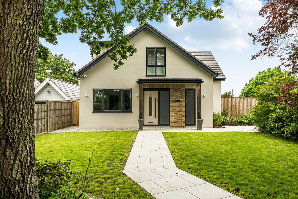 Property photo 1 of 34