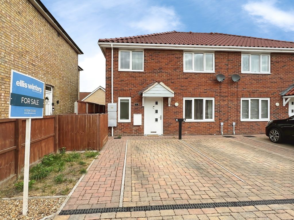 Property photo 1 of 12