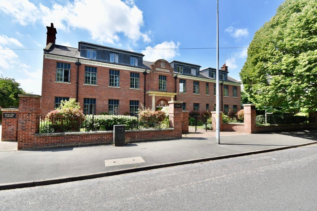 Property photo 1 of 12 Img_35028_12_Large