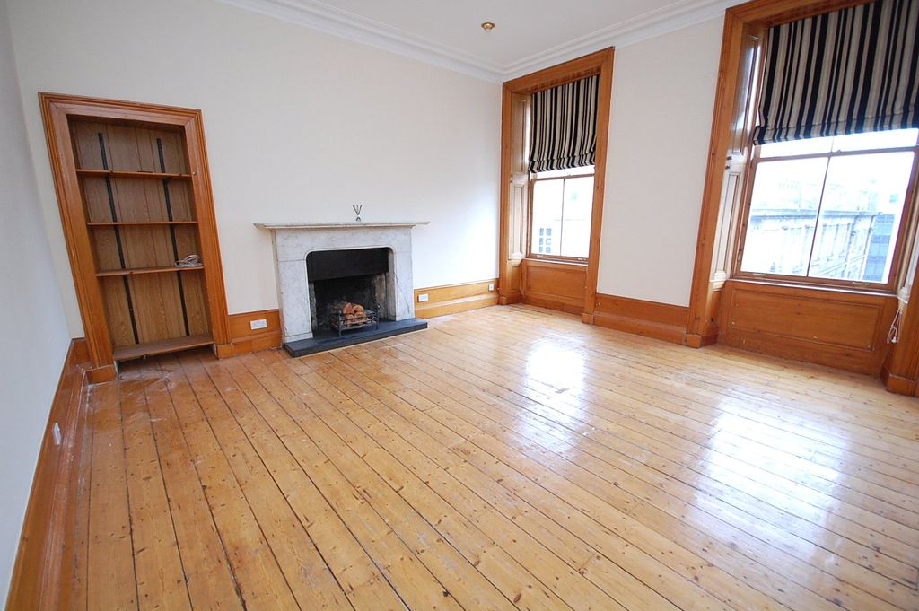 Property photo 2 of 12 Photo 2