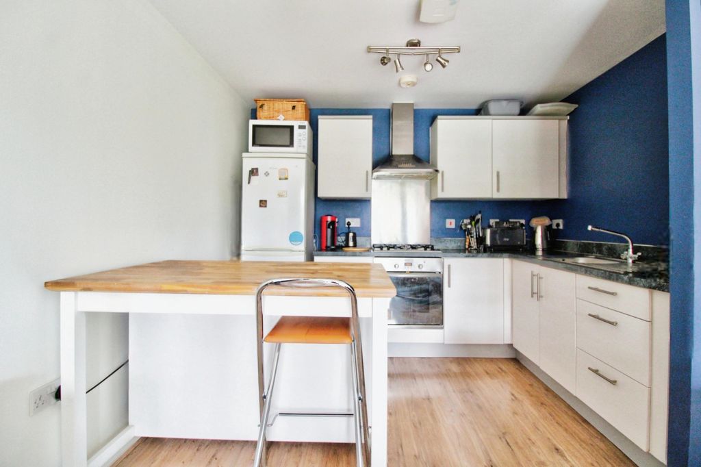 Property photo 3 of 25 30