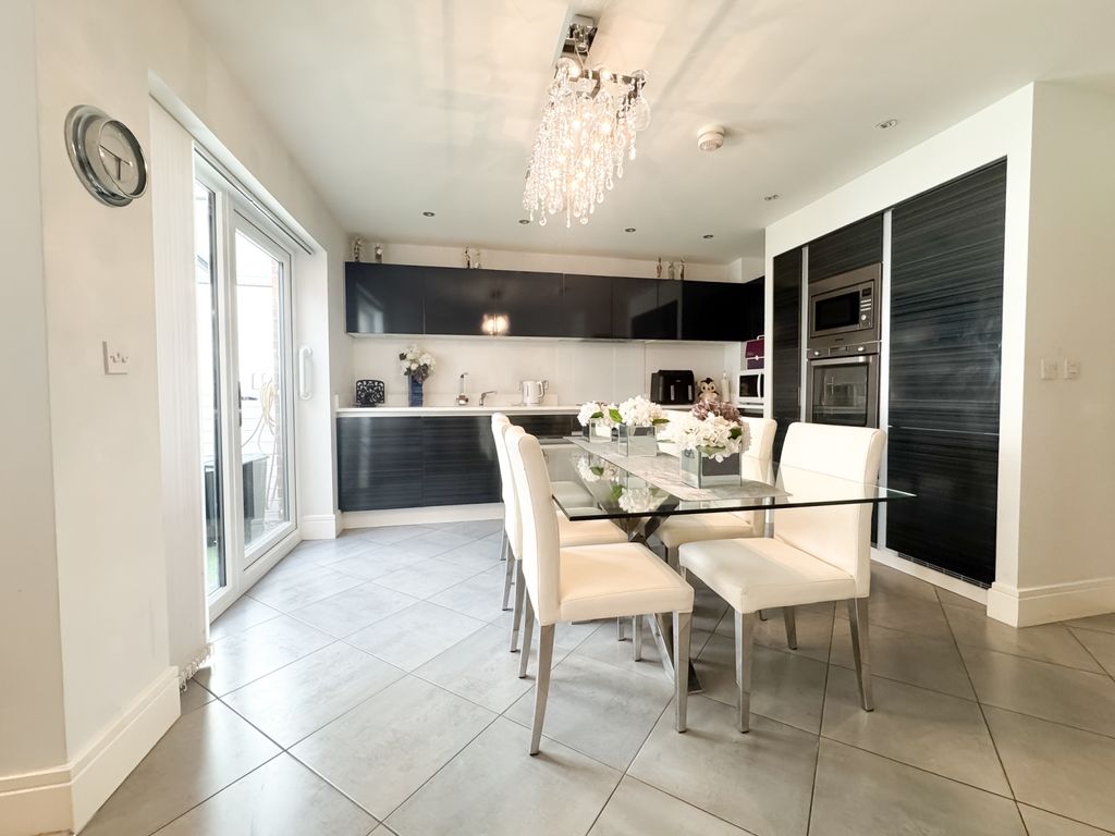 Additional image 7 of 4 bed detached house for salePark Wynd, Middlesbrough TS4