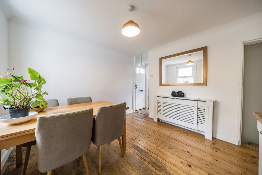 Property photo 3 of 22 1349753-9-68B9A04...