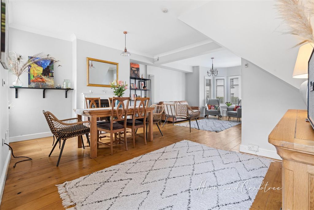 Property photo 2 of 33 Vishwell Road, Llandaff, Herncrabtree (10).Jpg