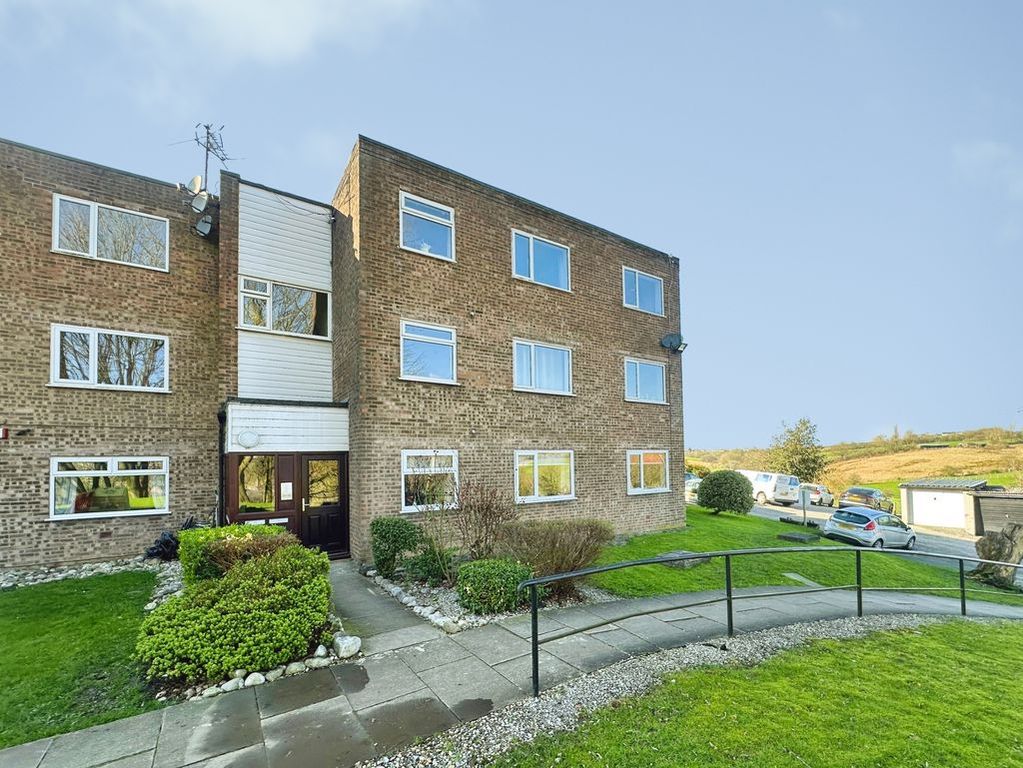 Property photo 1 of 11 External