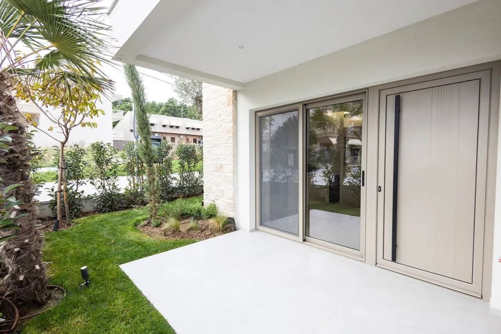 Property photo 1 of 22 For Sale – Maisonette 60 Sq.m. In Nea Potidaia, Halkidiki