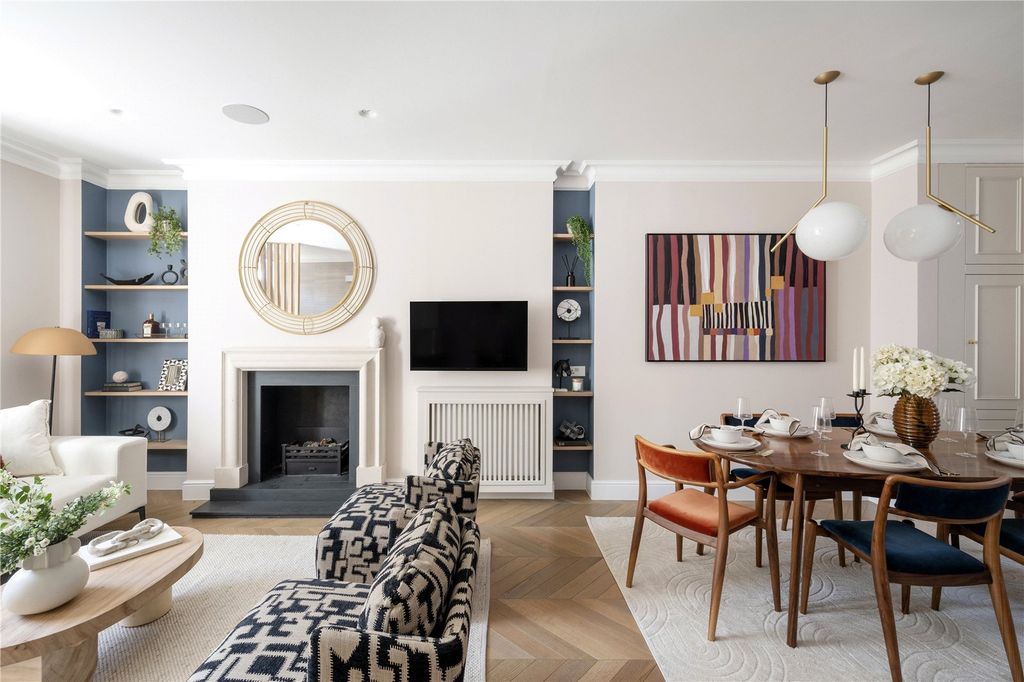 Property photo 3 of 24 Picture No. 06